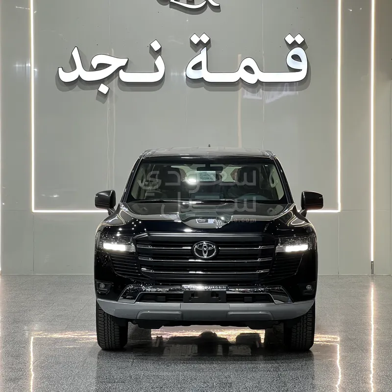2026 تويوتا لاند كروزر جي اكس ار