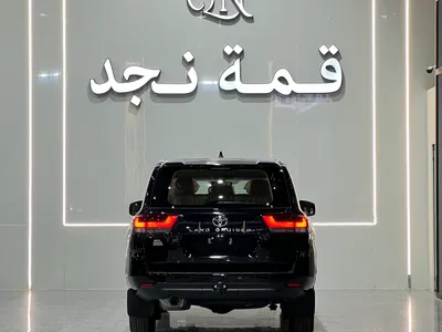 2026 تويوتا لاند كروزر جي اكس ار
