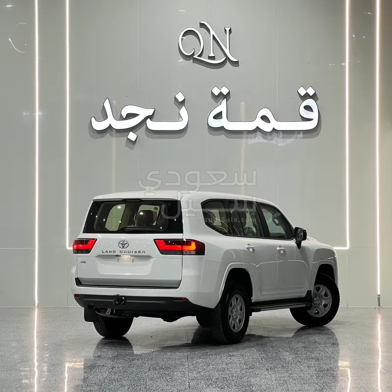 2026 تويوتا لاند كروزر جي اكس ار