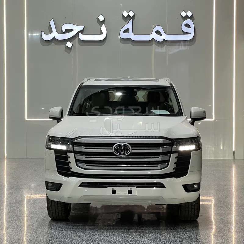 2026 تويوتا لاند كروزر جي اكس ار4