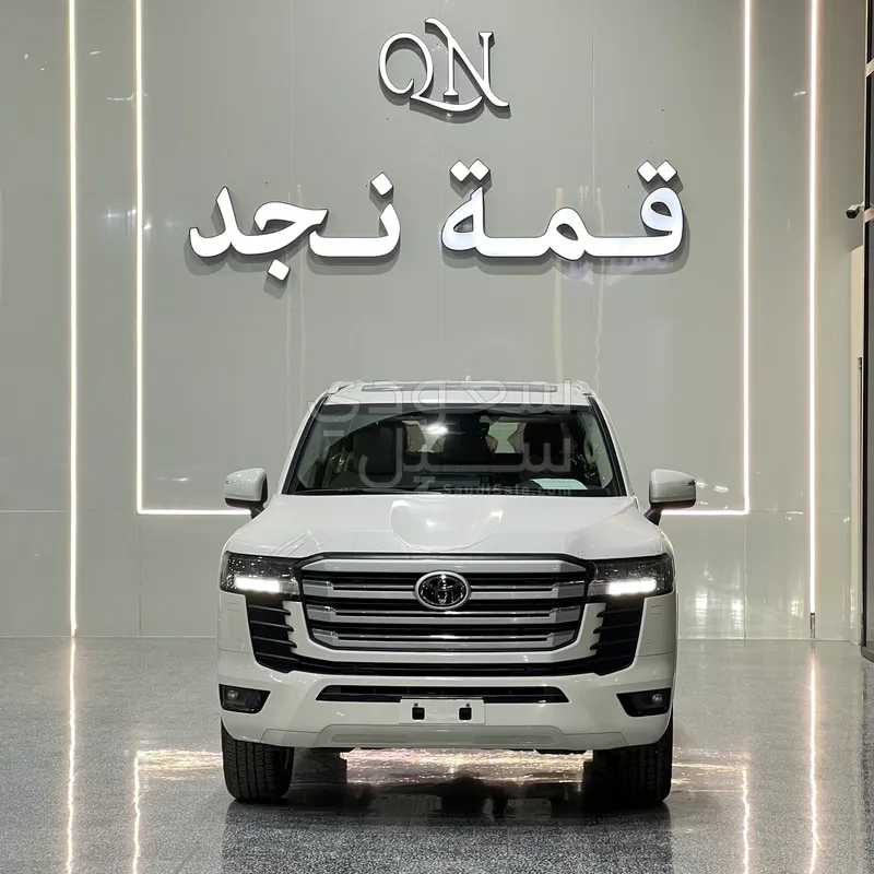 2026 تويوتا لاند كروزر جي اكس ار4