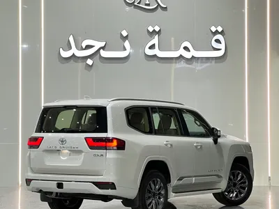 2026 تويوتا لاند كروزر جي اكس ار4