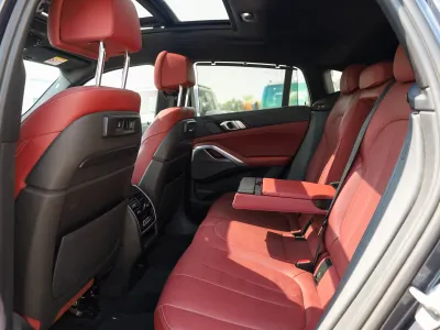 2020 بي ام دبليو الفئة اكس 6