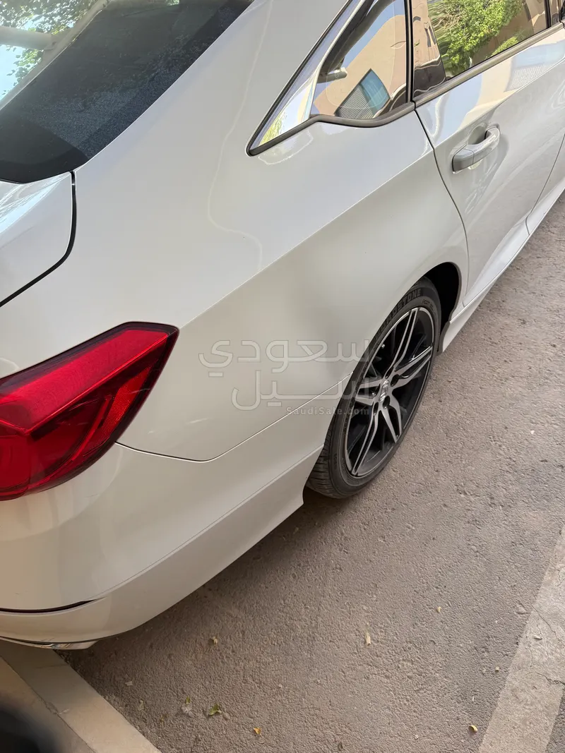 2021 هوندا اكورد سبورت