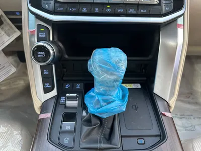 2024 تويوتا لاند كروزر جي اكس ار4