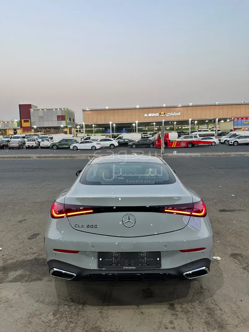 2026 مرسيدس - بنز سي إل إي 200