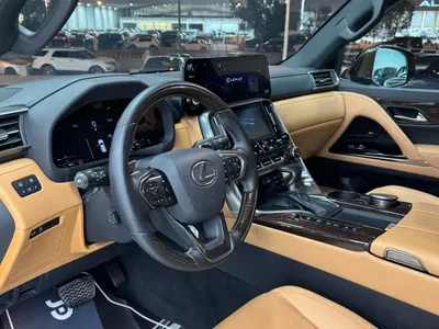 2025 لكزس إل إكس 600 BB