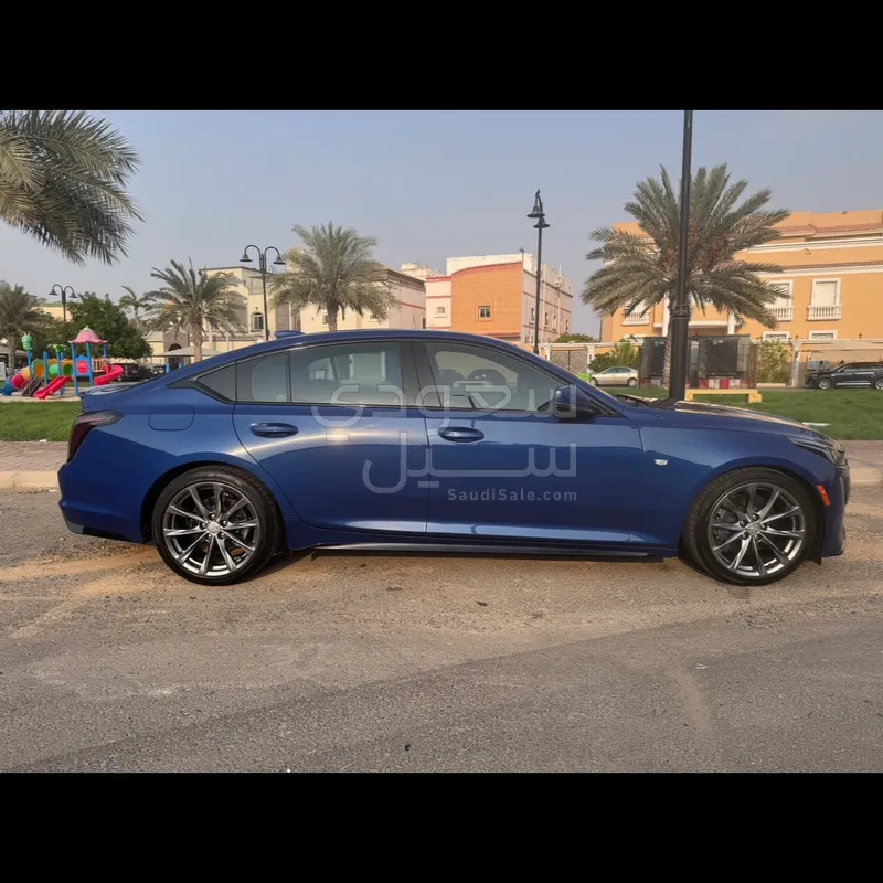 2020 كاديلاك سي تي 5
