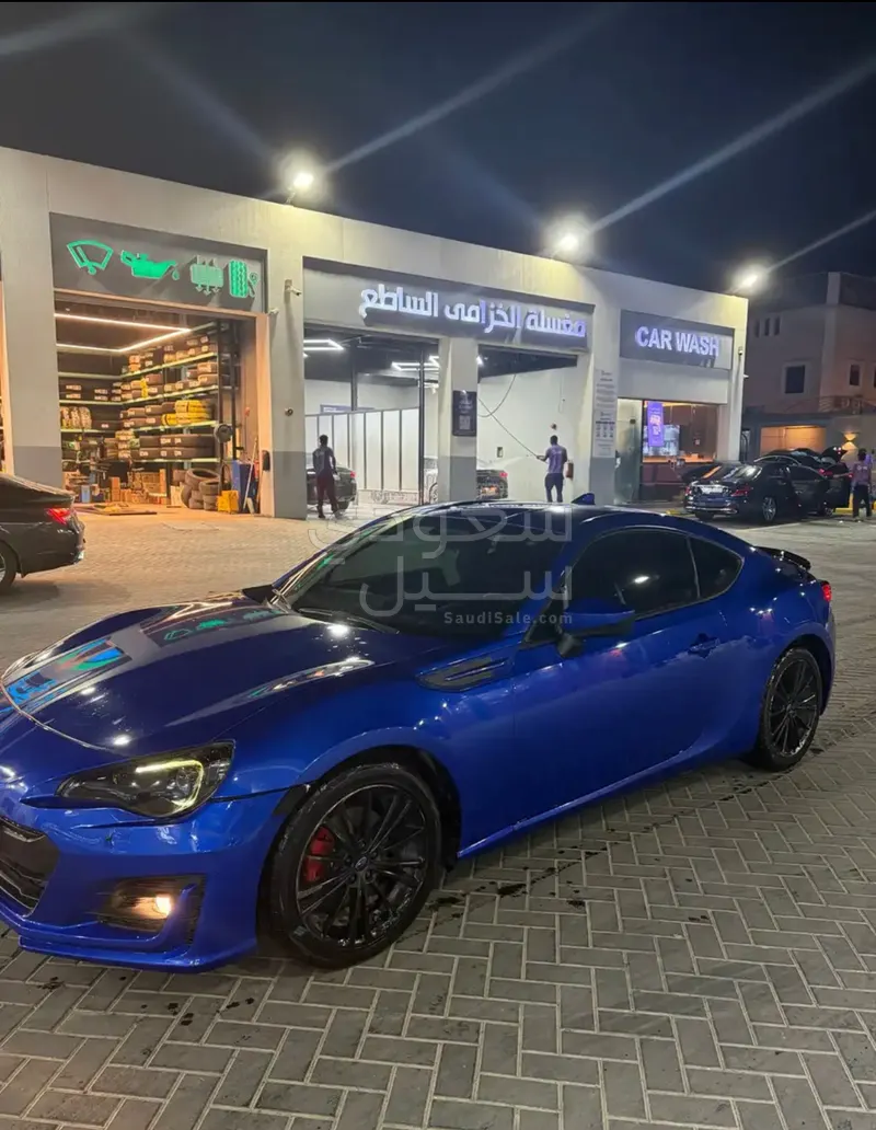 2016 سوبارو بي ار زد
