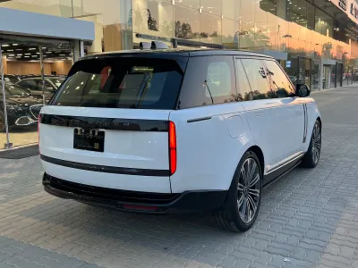 2025 لاند روفر رينج روفر اتش اس اي
