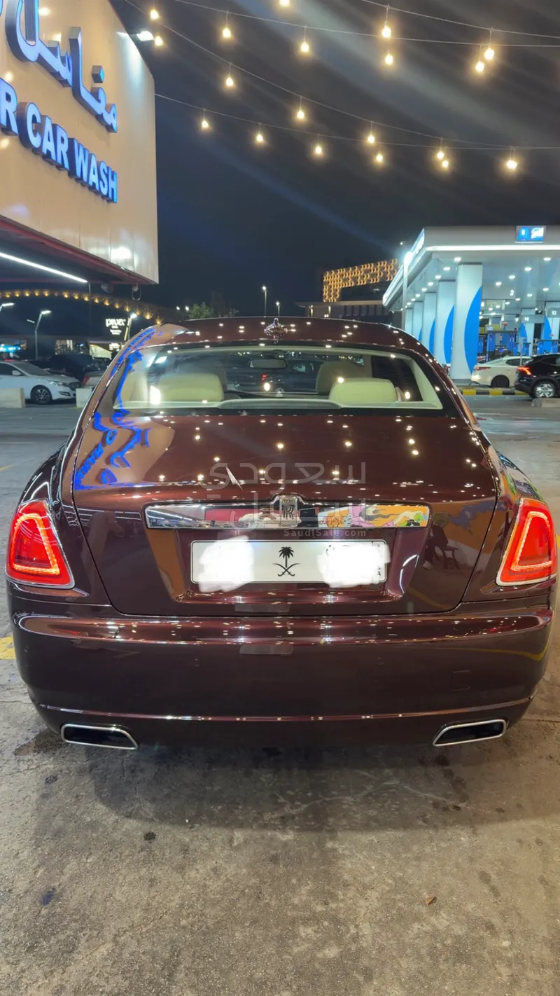 2011 رولز رويس قوست