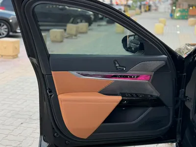 2026 بي ام دبليو الفئة السابعة 735 إل أي