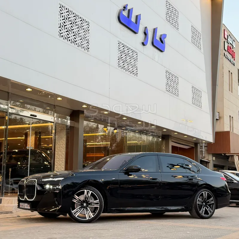 2026 بي ام دبليو الفئة السابعة 740أي
