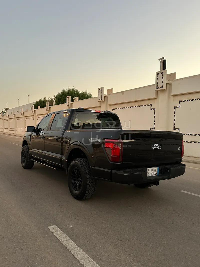 2024 فورد اف 150