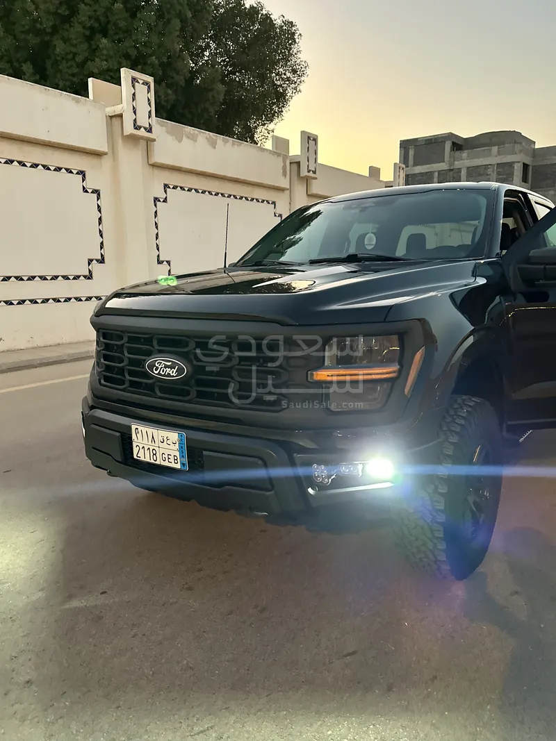 2024 فورد اف 150