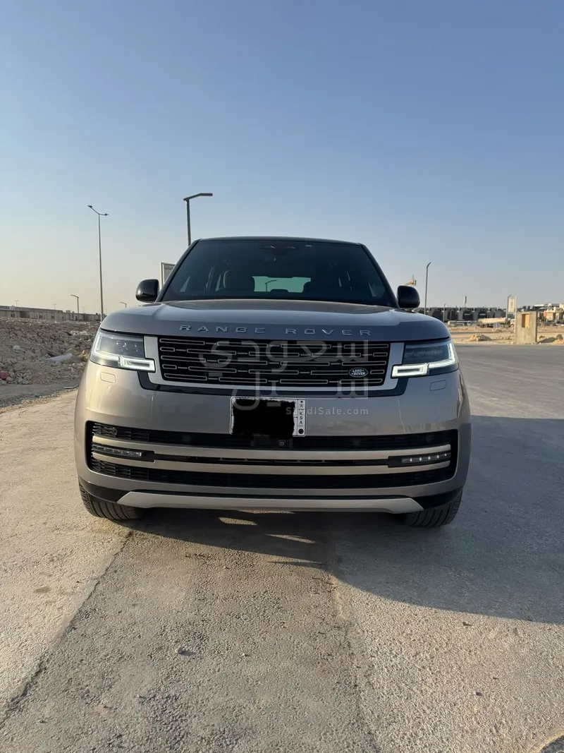 2025 لاند روفر رينج روفر فوج اس اي