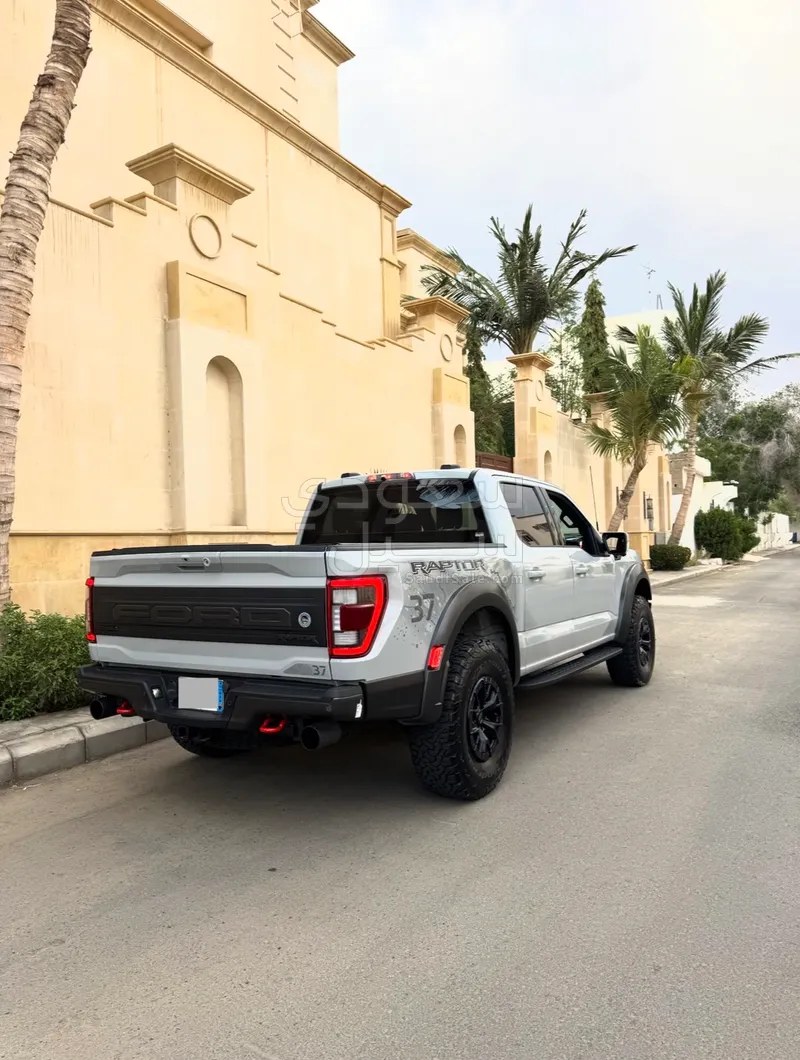 2023 فورد اف 150 رابتور