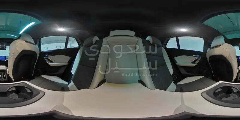 2025 بي ام دبليو الفئة اكس 2
