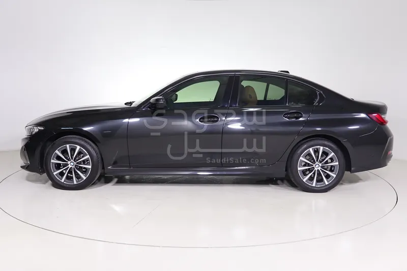 2025 بي ام دبليو الفئة الثالثة 318 أي