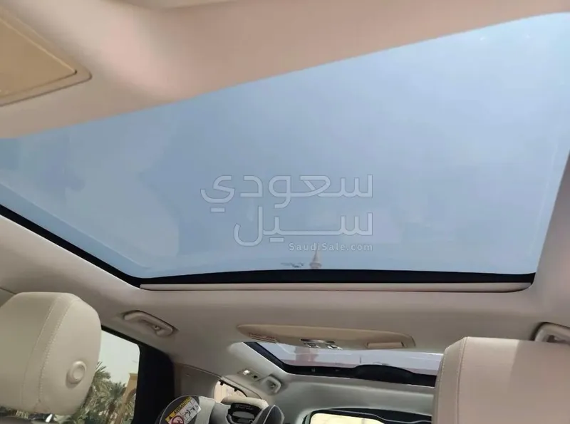 2019 لاند روفر ديسكفري