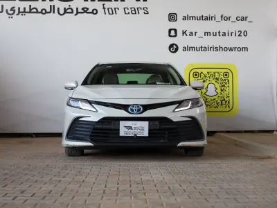 2022 تويوتا كامري ال اي
