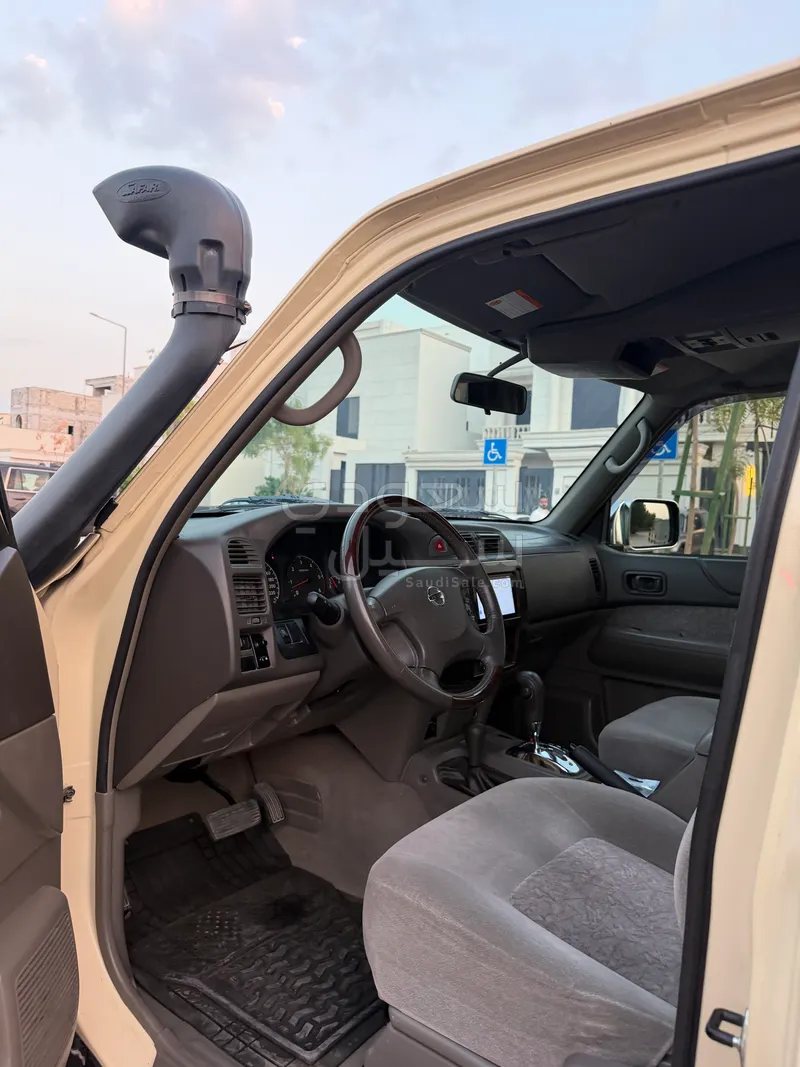 2021 نيسان بيك اب