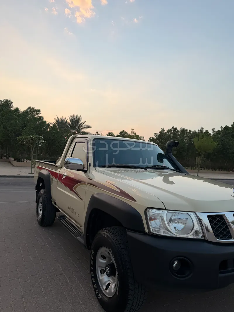 2021 نيسان بيك اب