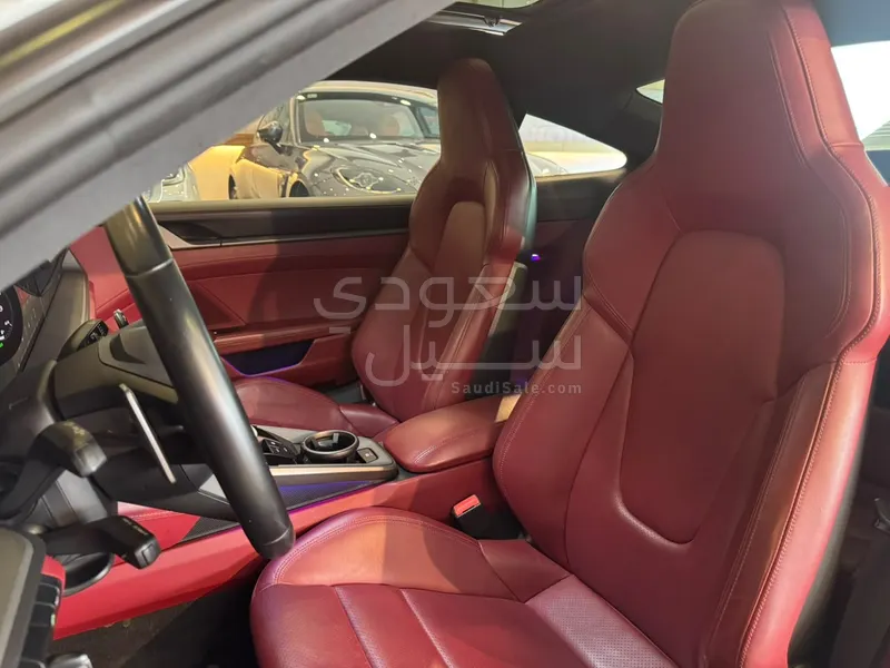 2022 بورش 911 كاريرا 4 اس