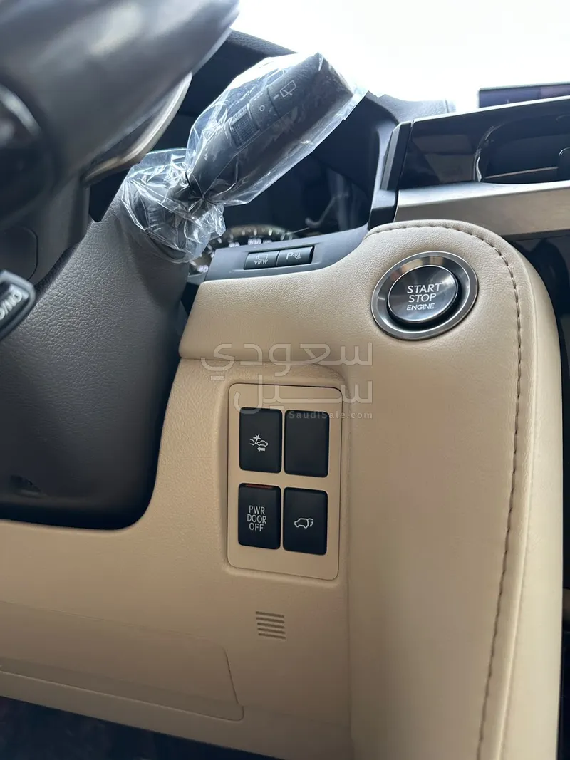 2021 لكزس إل إكس 570
