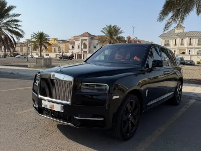 2019 رولز رويس كولينان سلفر بادج