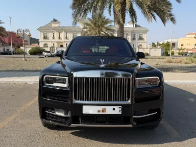 2019 رولز رويس كولينان سلفر بادج