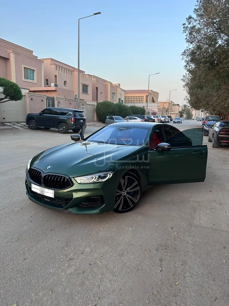 2020 بي ام دبليو الفئة الثامنة إم 850 أي