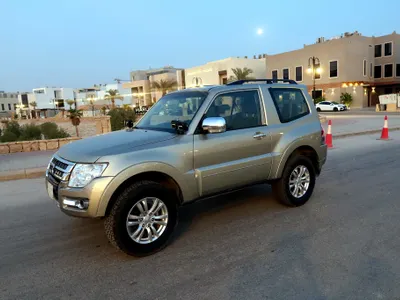 2018 متسوبيشي باجيرو