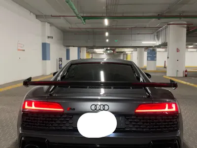 2023 اودي ار 8 في 10 بلس