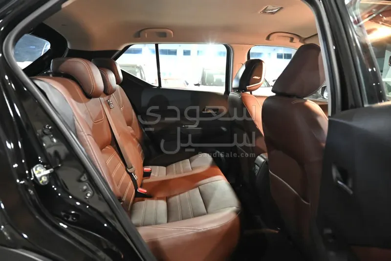 2024 نيسان كيكس اس ال
