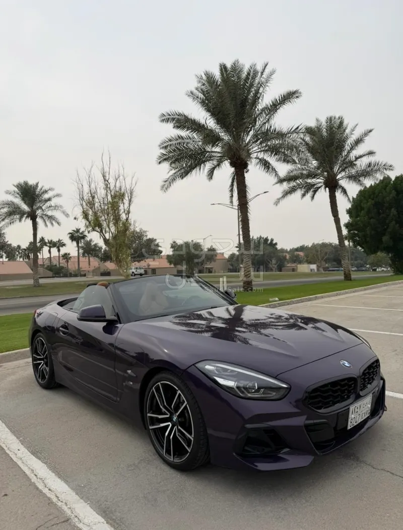 2023 بي ام دبليو الفئة زد 4