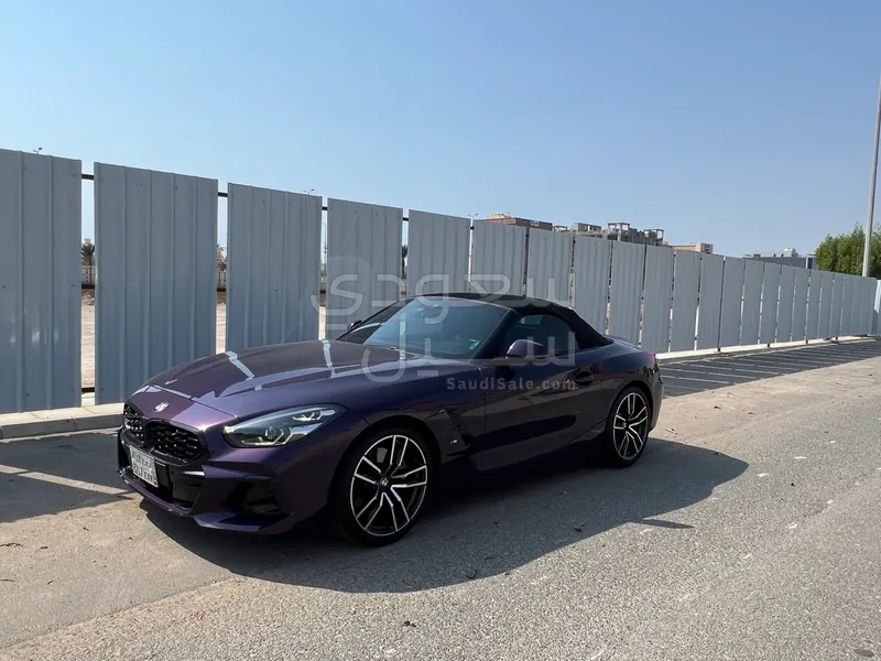 2023 بي ام دبليو الفئة زد 4