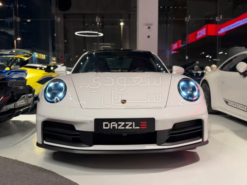 2025 بورش 911 كاريرا