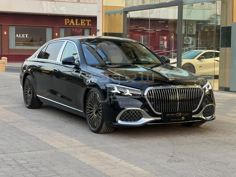 2027 مرسيدس - بنز إس 580 مايباخ