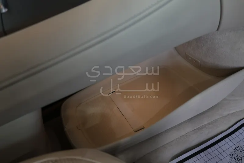 2023 مرسيدس - بنز إي كيو إس 450