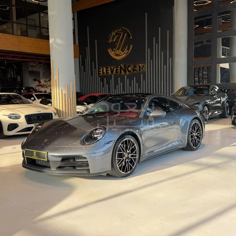 2026 بورش 911 كاريرا