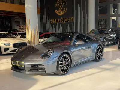 2026 بورش 911 كاريرا