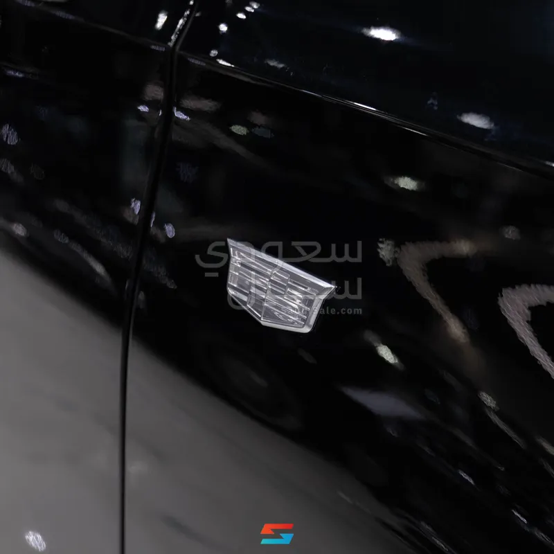 2025 كاديلاك اسكاليد