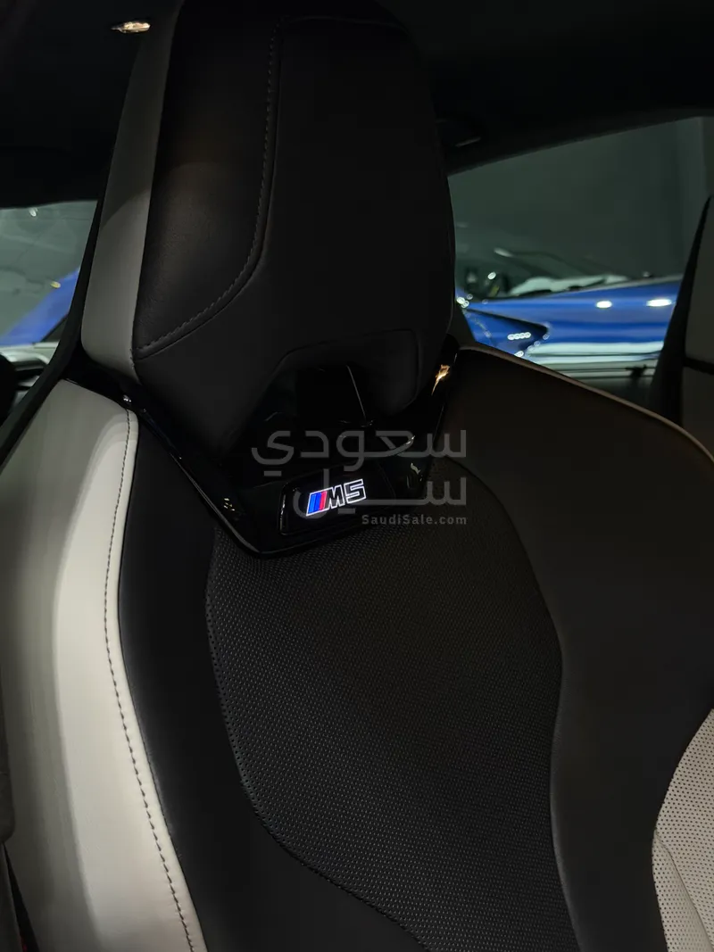 2026 بي ام دبليو الفئة ام إم 5 كومباتيشن باكج