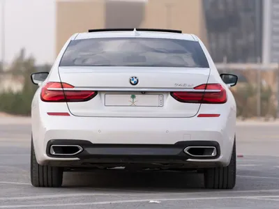 2017 بي ام دبليو الفئة السابعة 740 إل أي