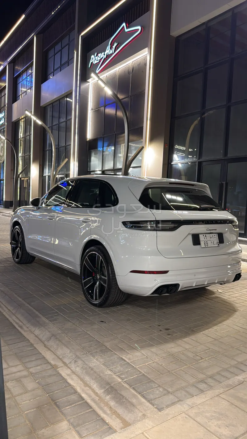 2018 بورش كايين