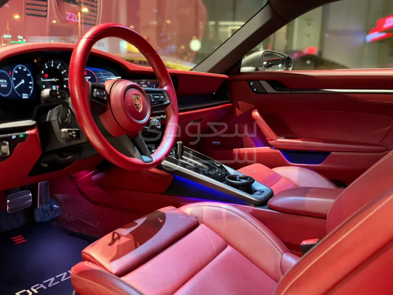 2024 بورش 911 كاريرا اس