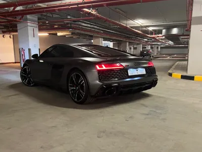 2023 اودي ار 8 في 10 بلس