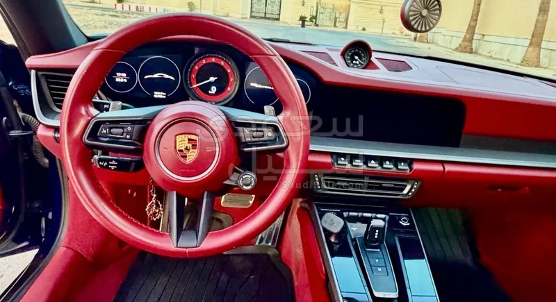 2022 بورش 911 كاريرا اس