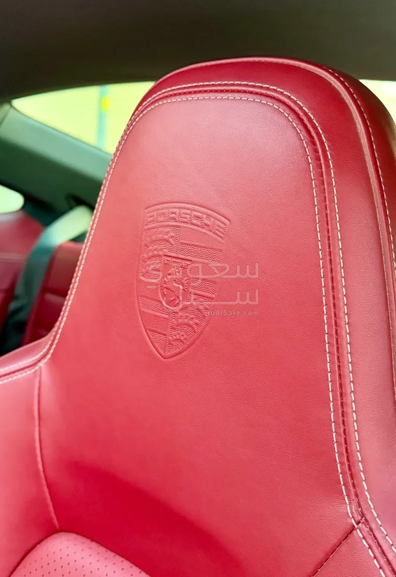 2022 بورش 911 كاريرا اس